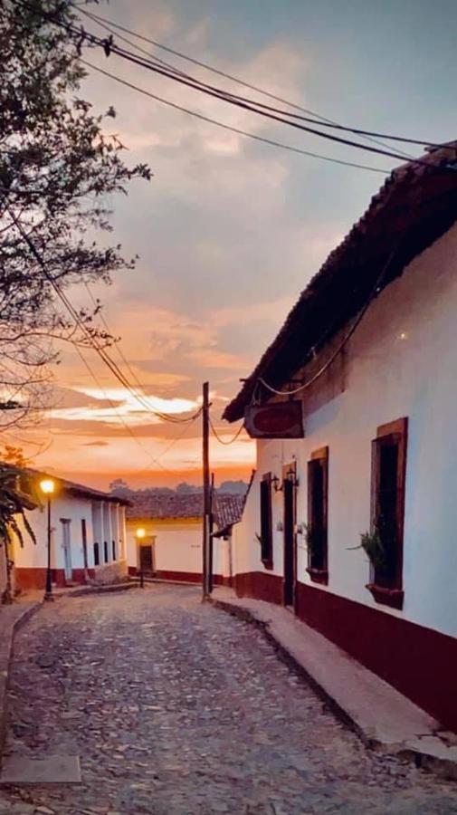 Hotel De Cervantes San Sebastián del Oeste 외부 사진